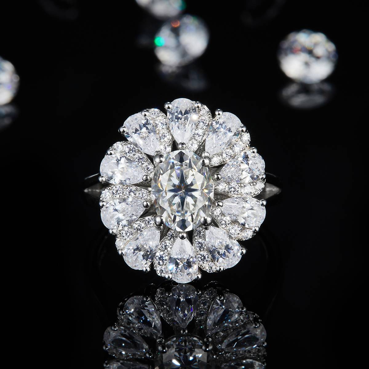 Deluxe Egg shaped Women's Ring S925 Silver Plated Platinum Customized Selection Main Stone Moissanite Diamond 1.5ct/Secondary Stone High Carbon Diamond