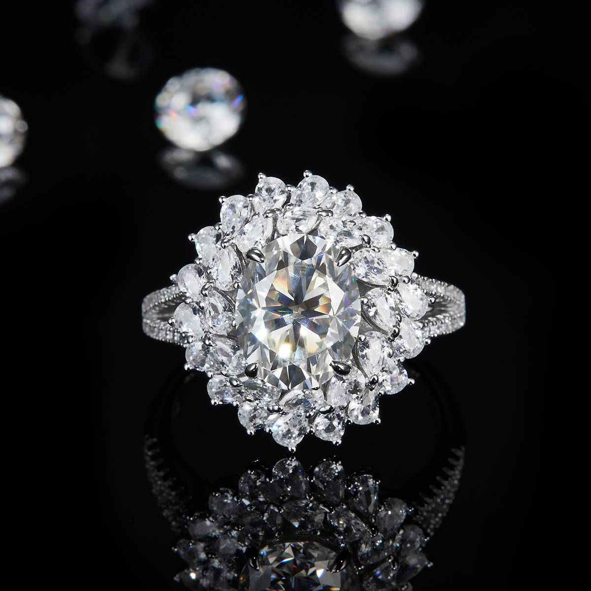 Deluxe Full Diamond Egg shaped Women's Ring S925 Silver Plated Platinum Customized Selection Main Stone Moissanite Diamond 3.0ct/Secondary Stone High Carbon Diamond