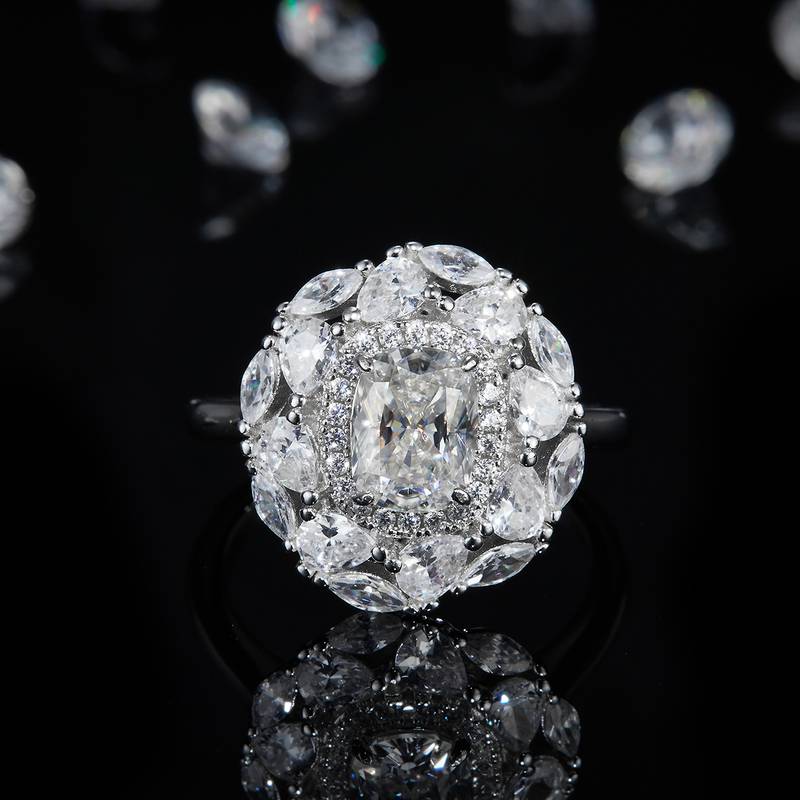 豪华枕形Women's RingS925银镀白金定制选款主石Moissanite2.0ct/副石高碳钻