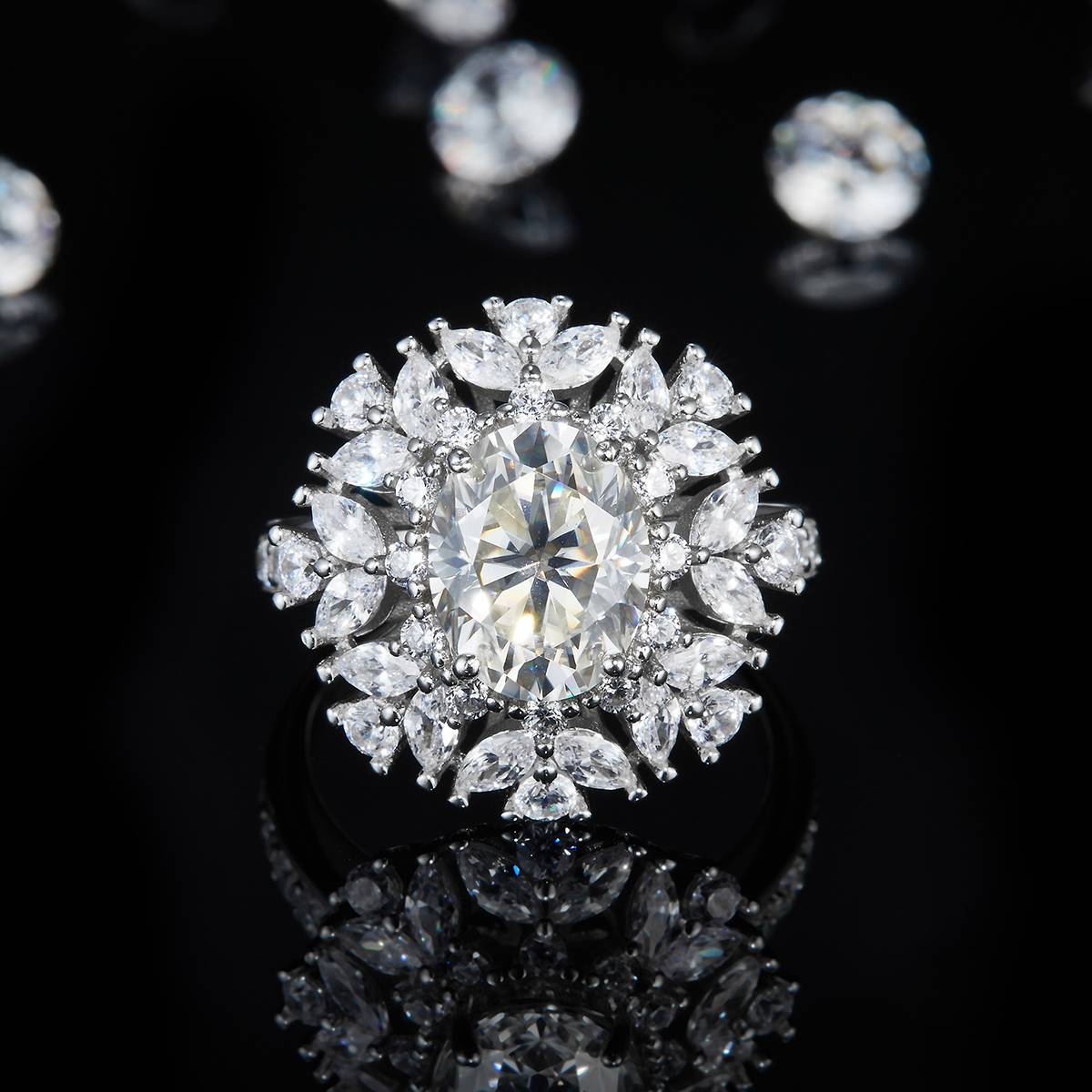 Deluxe Egg shaped Women's Ring S925 Silver Plated Platinum Customized Selection Main Stone Moissanite Diamond 3.0ct/Secondary Stone High Carbon Diamond