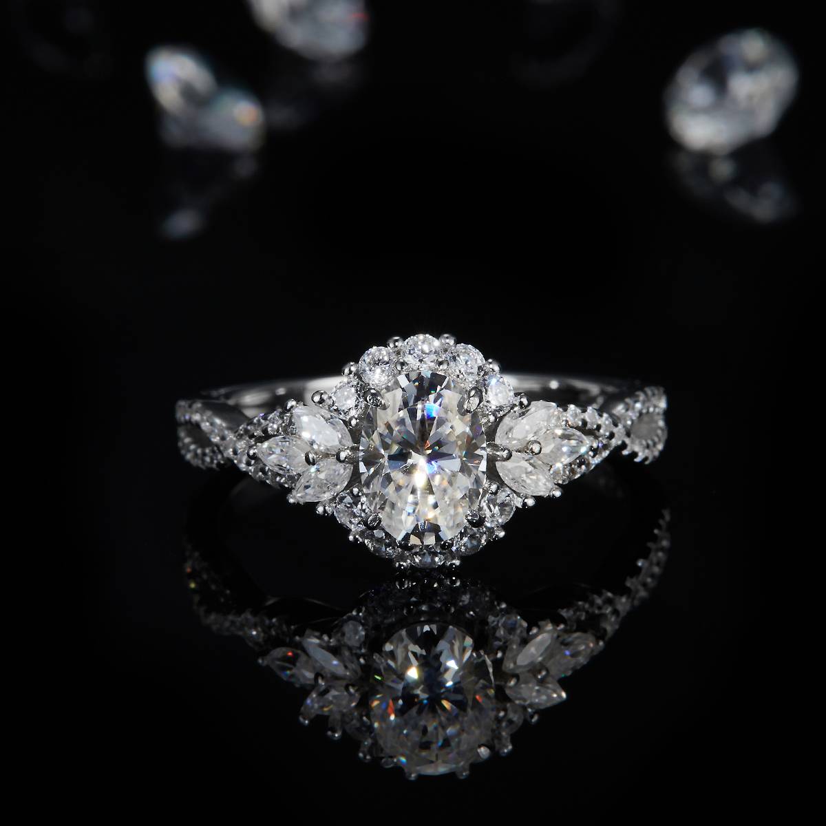 Light Luxury Egg shaped Women's Ring S925 Silver Plated Platinum Customized Selection Main Stone Moissanite 1.0ct/Secondary Stone High Carbon Diamond