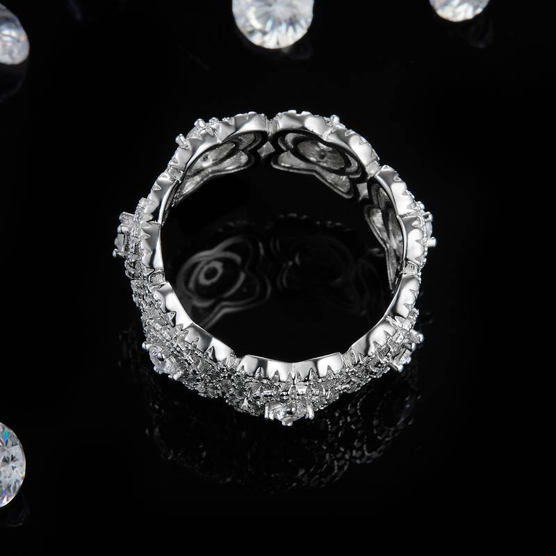 轻奢满钻排戒S925银镀白金女戒定制选款副石莫桑钻1.5ct