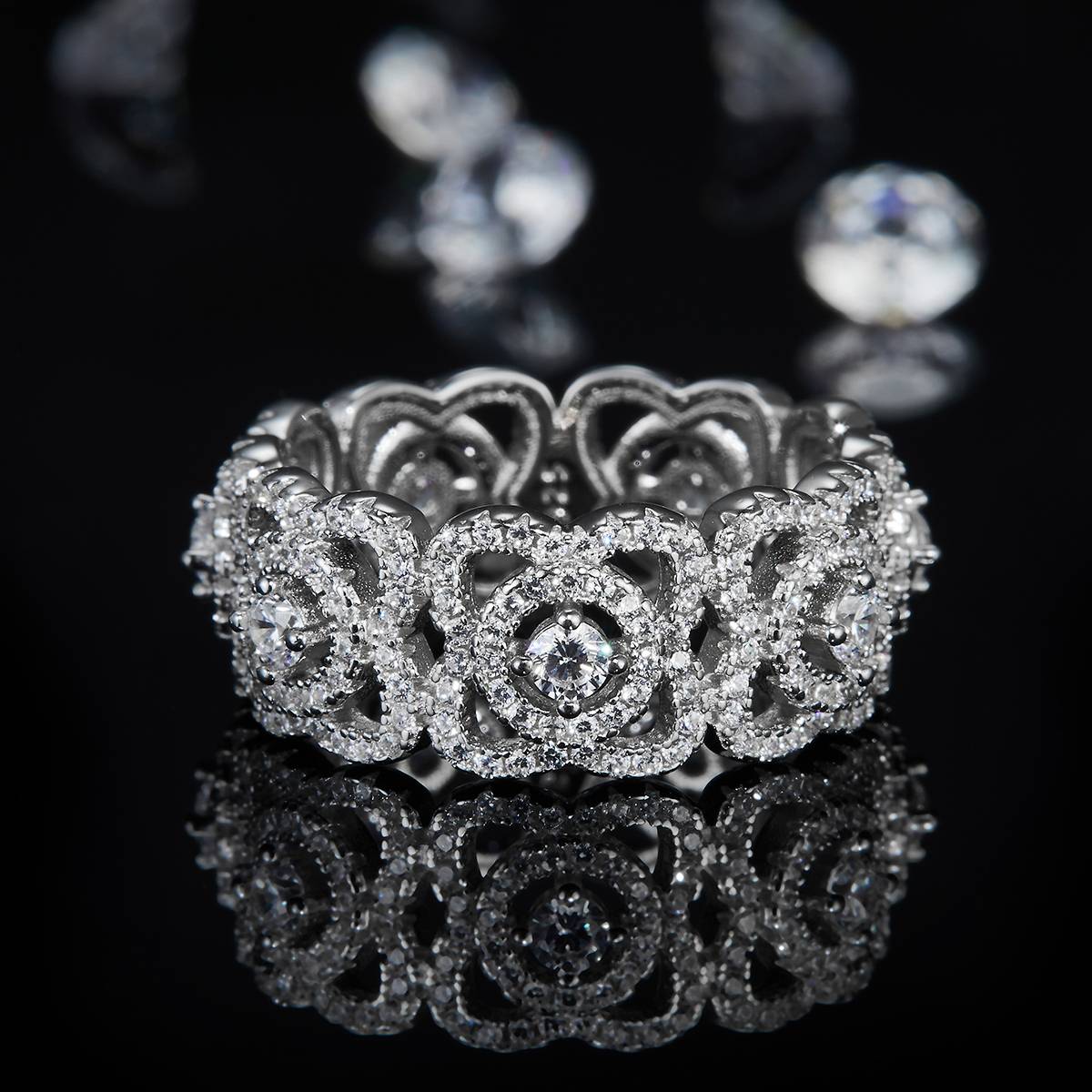 Light luxury full diamond lined ring S925 silver plated platinum women's ring custom selection accessory stone Moissanite 1.5ct