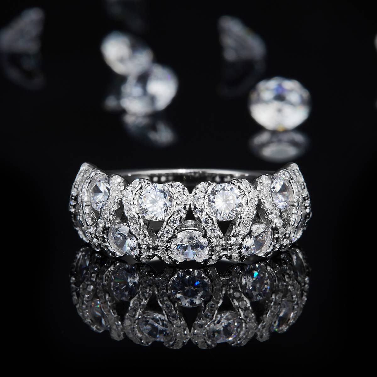 轻奢排戒S925银镀白金女戒定制选款副石莫桑钻2.4ct