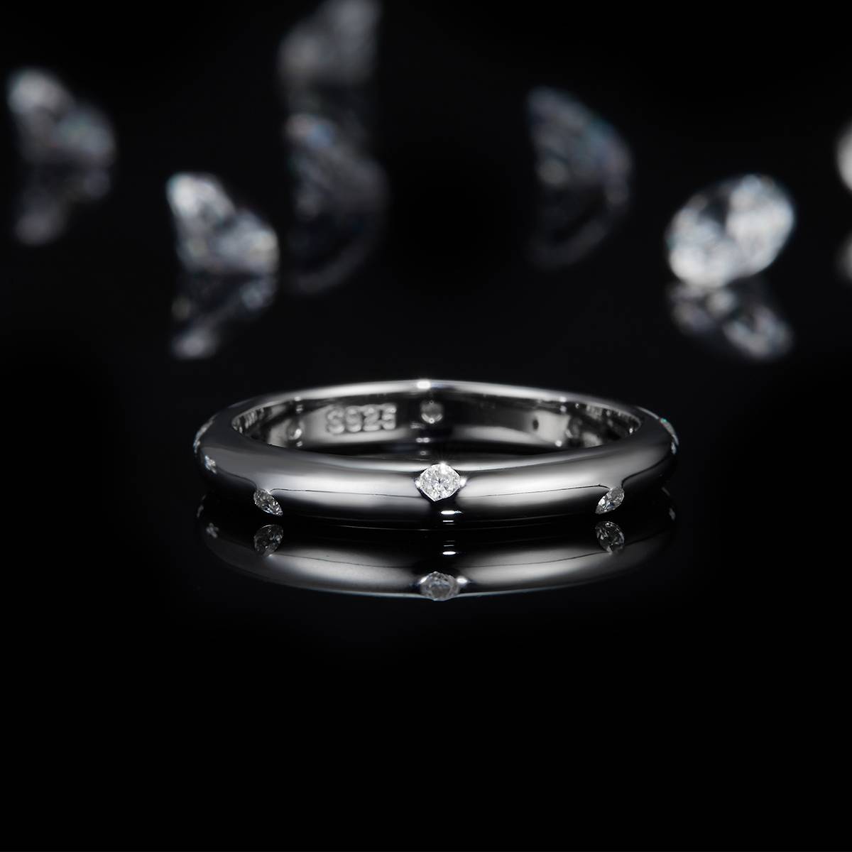 简约女戒S925银镀白金定制选款副石莫桑钻0.14ct