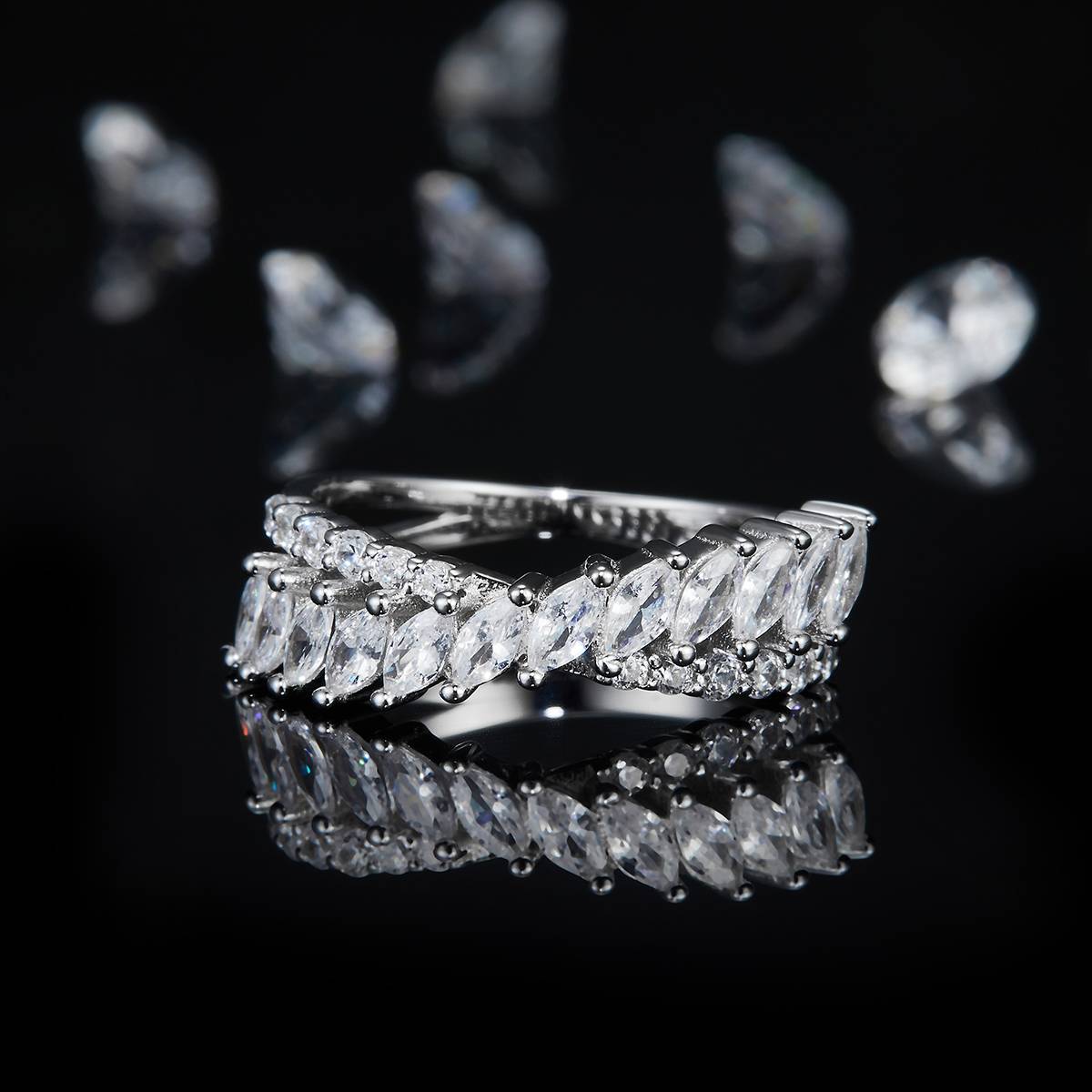 X字形满钻排戒S925银镀白金女戒定制选款副石莫桑钻1.45ct