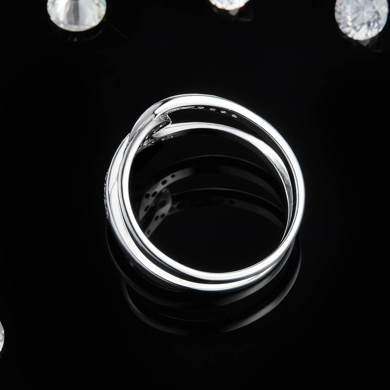 环扣排戒S925银镀白金女戒定制选款副石莫桑钻0.25ct