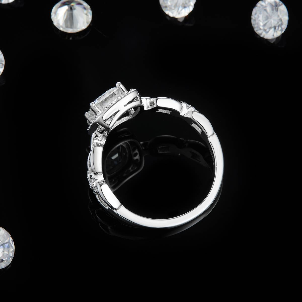 Square Diamond Set Women's Ring S925 Silver Plated Platinum Customized Selection Moissanite 1.0ct/Side Stone Cubic Zirconia