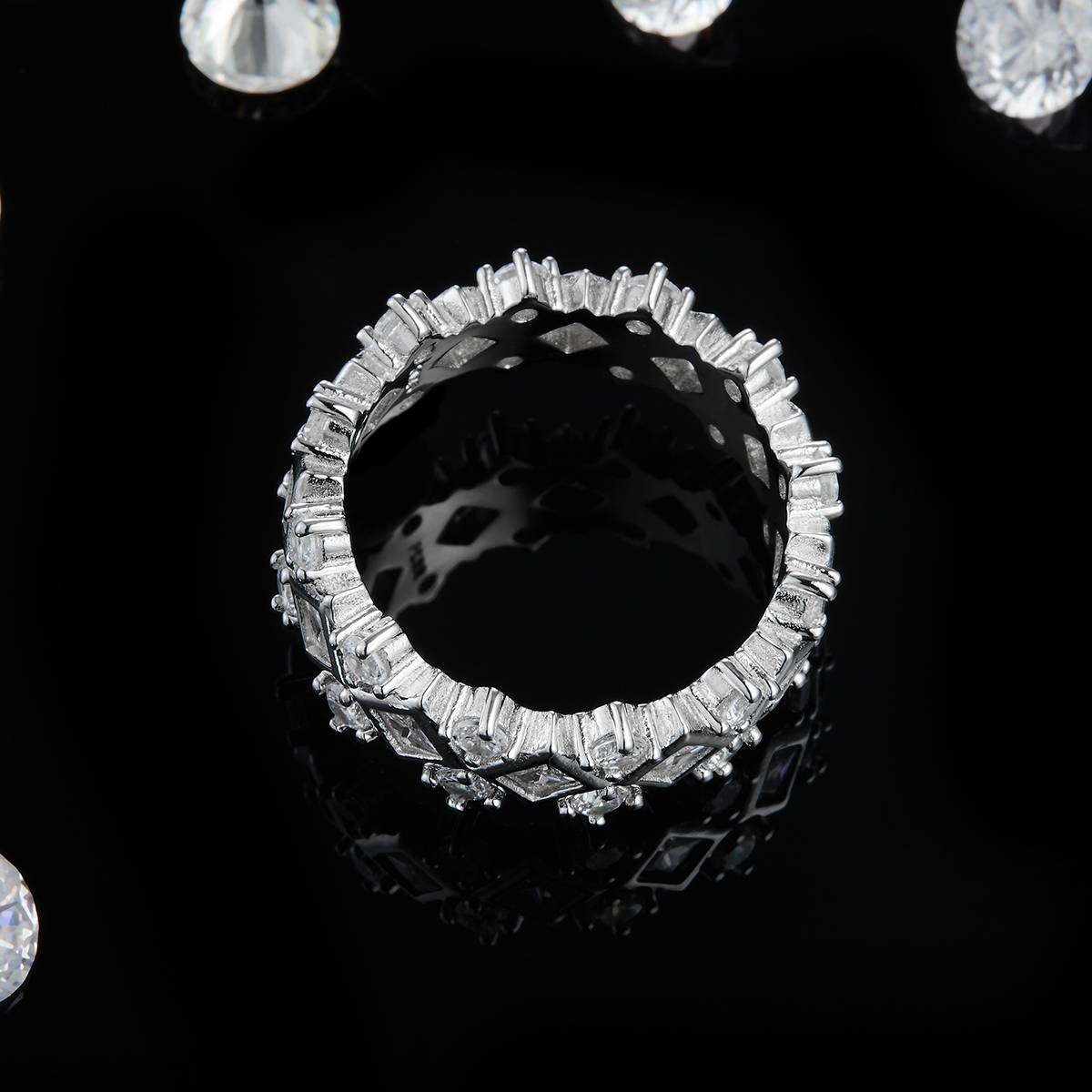 轻奢排戒S925银镀白金女戒定制选款副石莫桑钻2.76ct