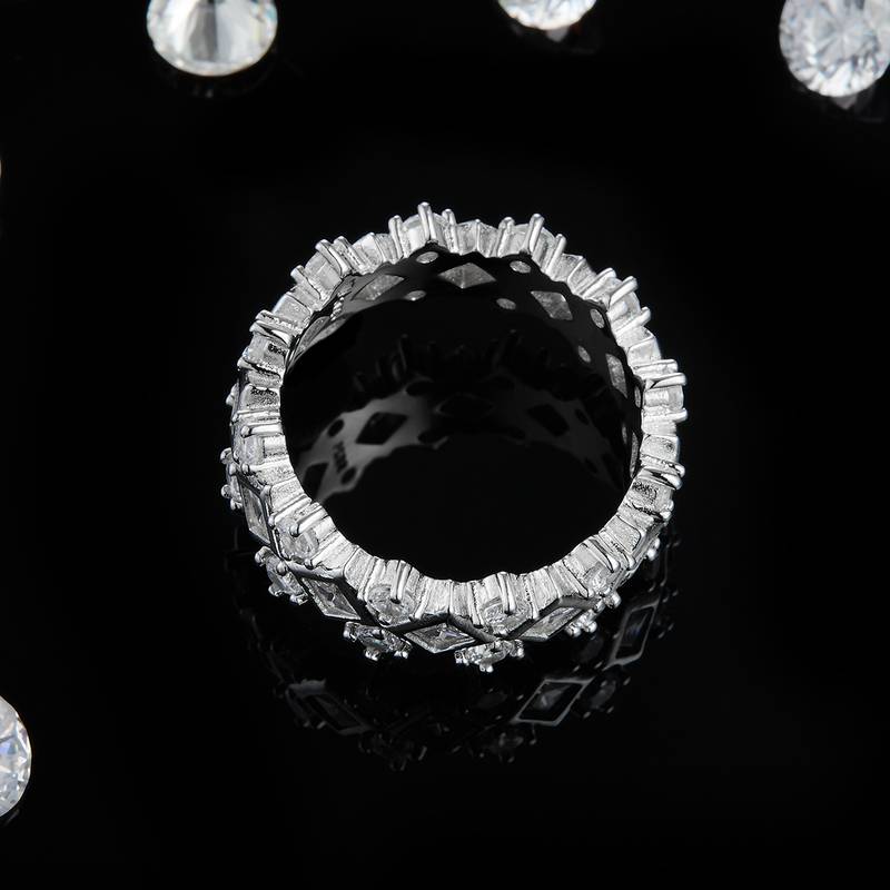 Affordable Luxury排戒S925银镀白金Women's Ring定制选款副石Moissanite2.76ct