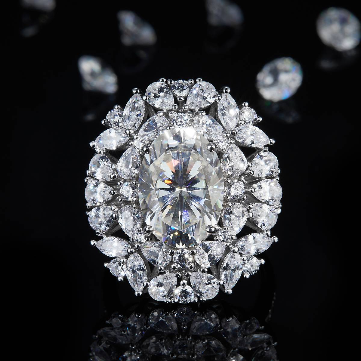 Luxury Full Diamond Pigeon Egg Women's Ring S925 Silver Plated Platinum Customized Selection Moissanite 8.0ct/Side Stone Cubic Zirconia