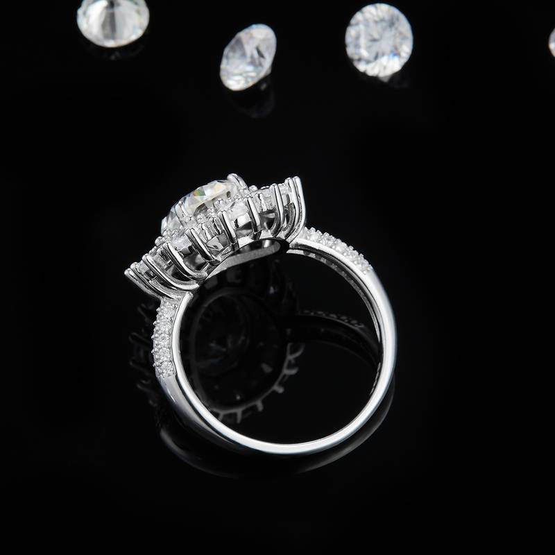 梨形小钻围镶蛋形Women's RingS925银镀白金定制选款主石Moissanite3.0ct/副石高碳钻