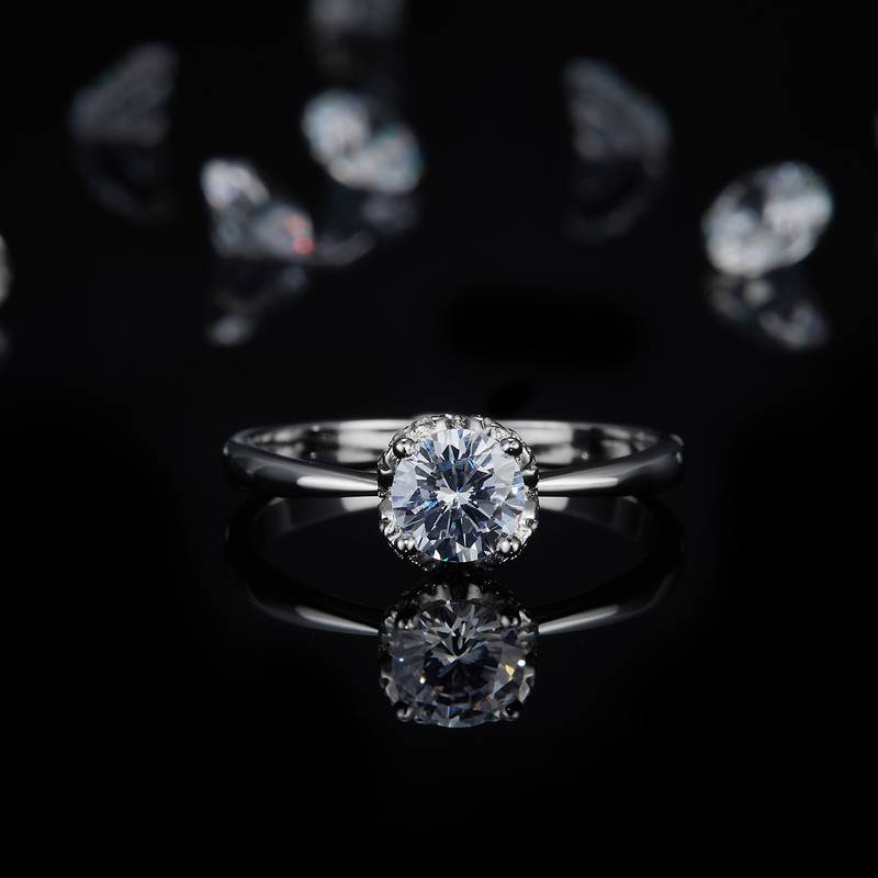 光臂花苞四爪女戒S925银镀白金定制选款莫桑钻1.0ct/副石高碳钻