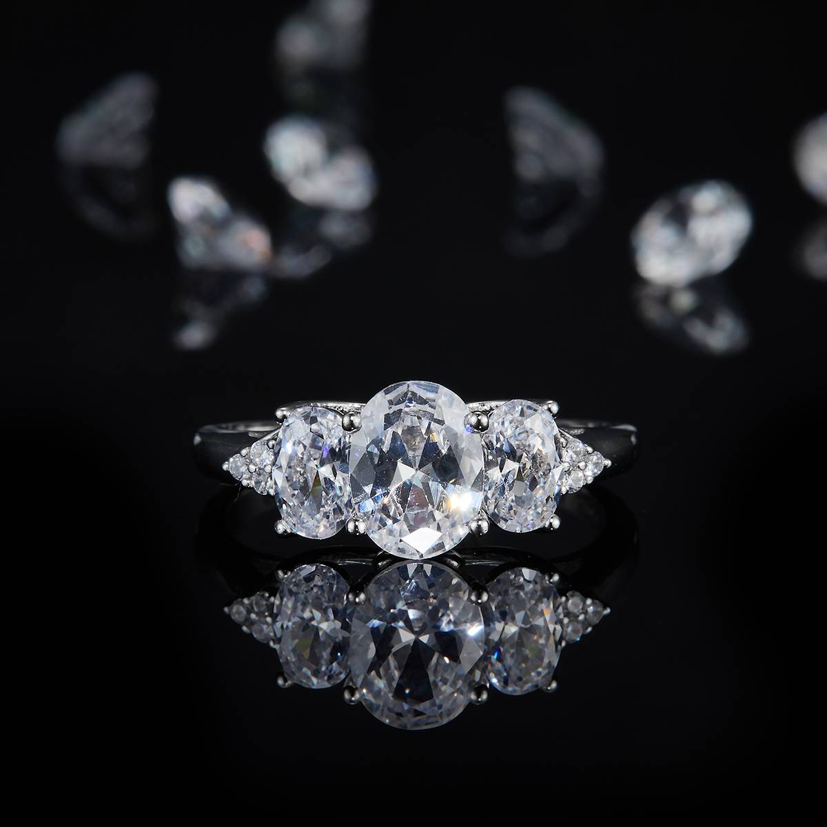 Three Stone Oval Women's Ring S925 Silver Plated Platinum Customized Selection Main Stone Moissanite 1.5ct/Side Stone Cubic Zirconia