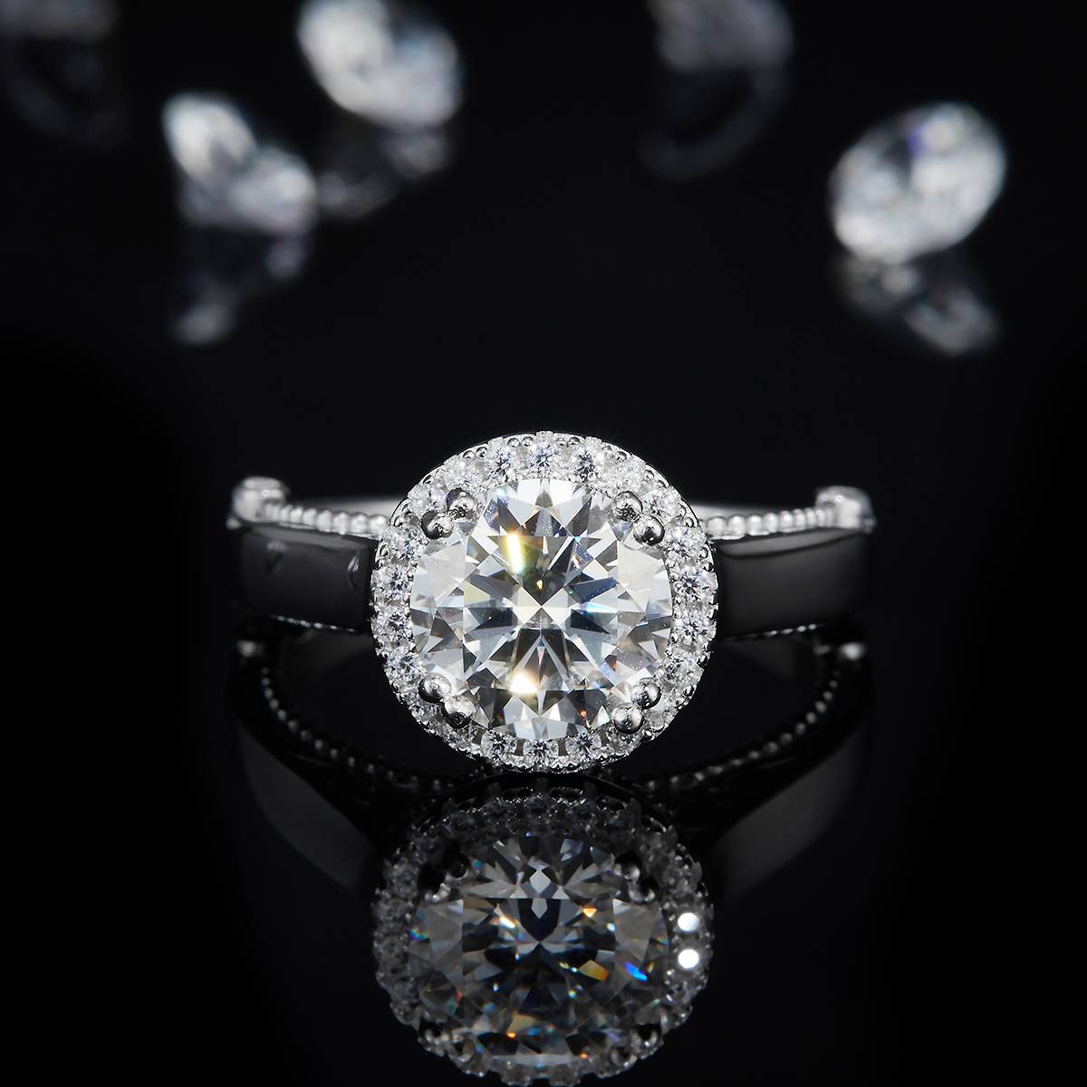 Bare Arm Round Bag Women's Ring S925 Silver Plated Platinum Customized Selection Main Stone Moissanite 2.0ct/Side Stone Cubic Zirconia