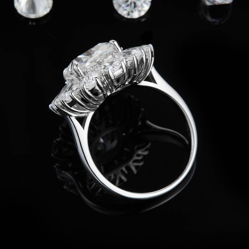 光臂Affordable Luxury梨形小钻围镶枕形Women's RingS925银镀白金定制选款主石Moissanite3.5ct/副石高碳钻