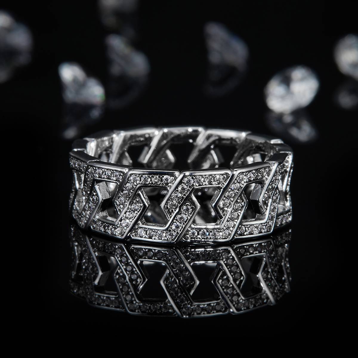 Fashion style exhaust ring S925 silver plated platinum customized option Side Stone Moissanite 0.77ct