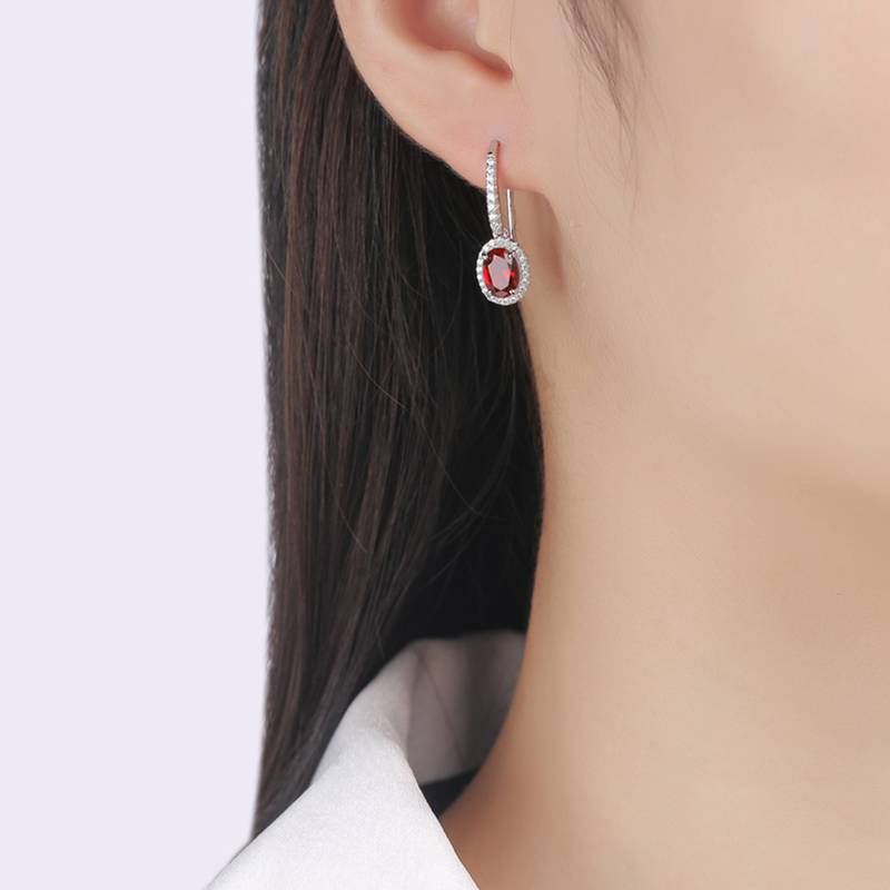 XSE0101培育彩宝S925银镀白金耳环蛋形1.0ct