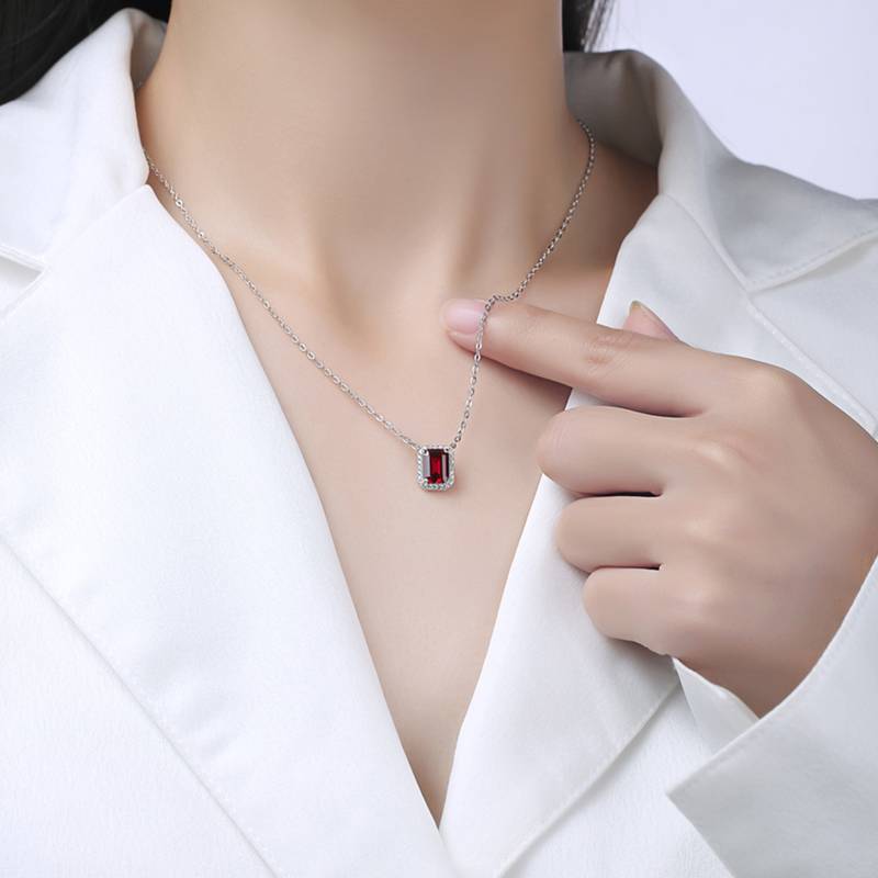 XSN0098培育彩宝S925银镀白金Necklace长方形1.5ct