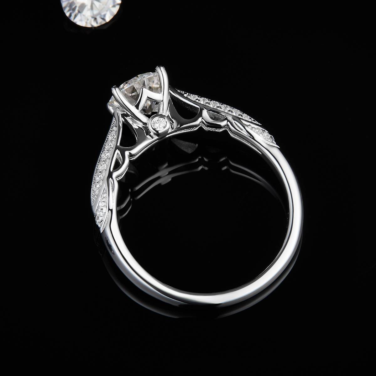 单头女戒S925银镀白金定制选款主石莫桑钻1.0ct/副石高碳钻