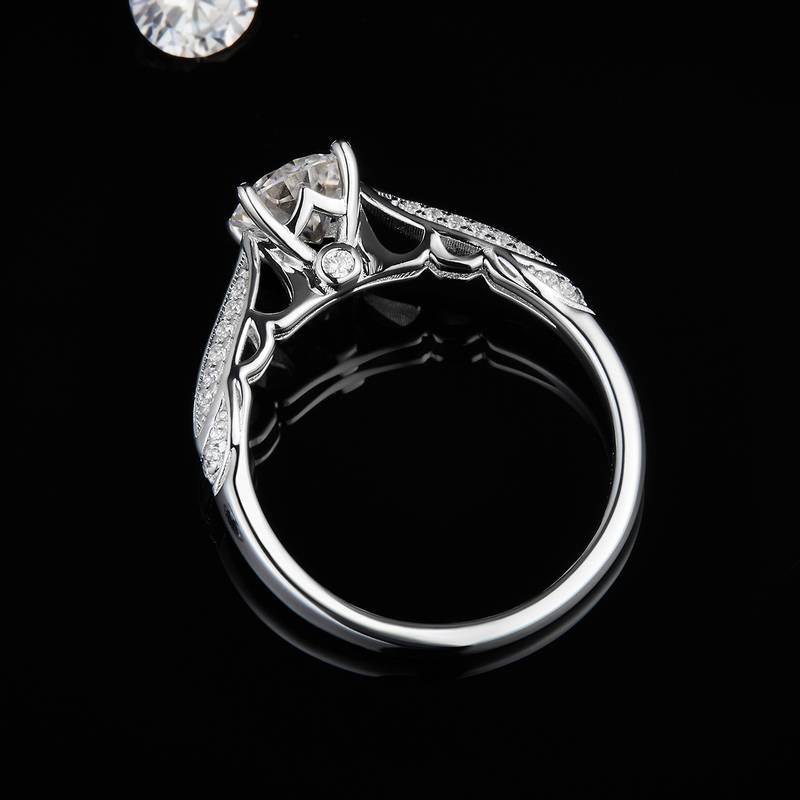 单头Women's RingS925银镀白金定制选款主石Moissanite1.0ct/副石高碳钻