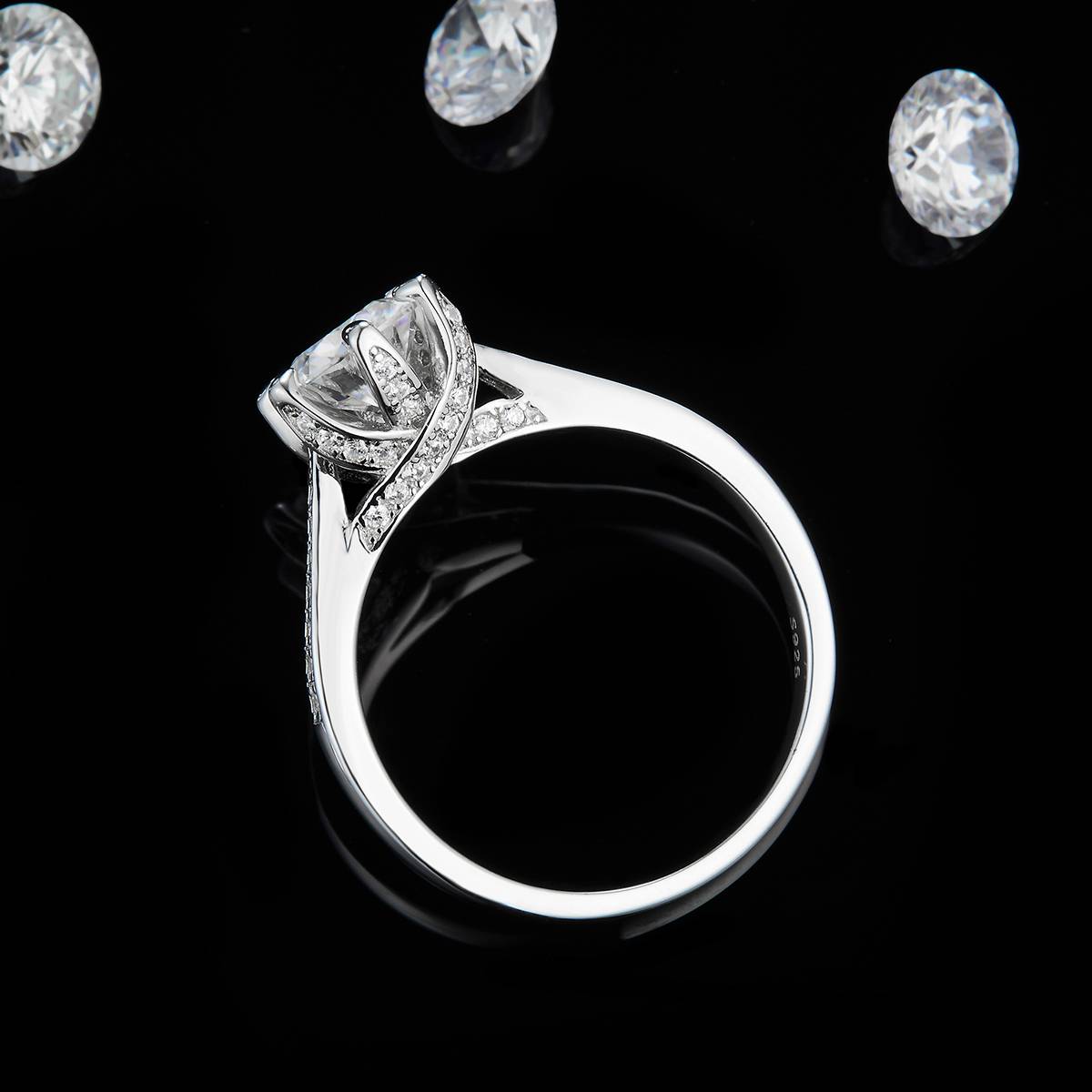 Micro inlaid Six Claw Women's Ring S925 Silver Plated Platinum Customized Selection Main Stone Moissanite Diamond 1.0ct/Secondary Stone High Carbon Diamond
