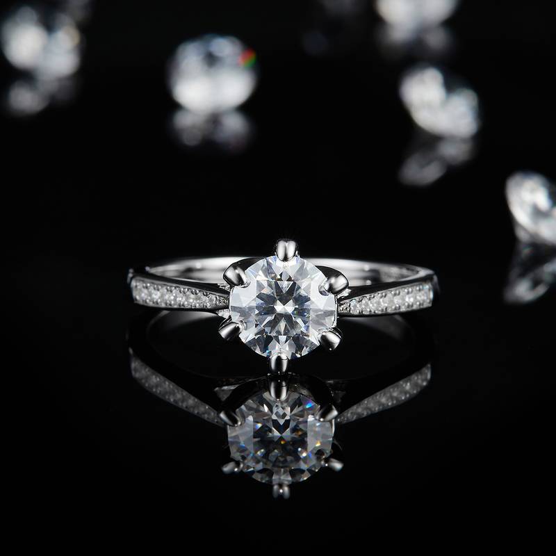 Micro inlaid Six Claw Women's Ring S925 Silver Plated Platinum Customized Selection Main Stone Moissanite Diamond 1.0ct/Secondary Stone High Carbon Diamond