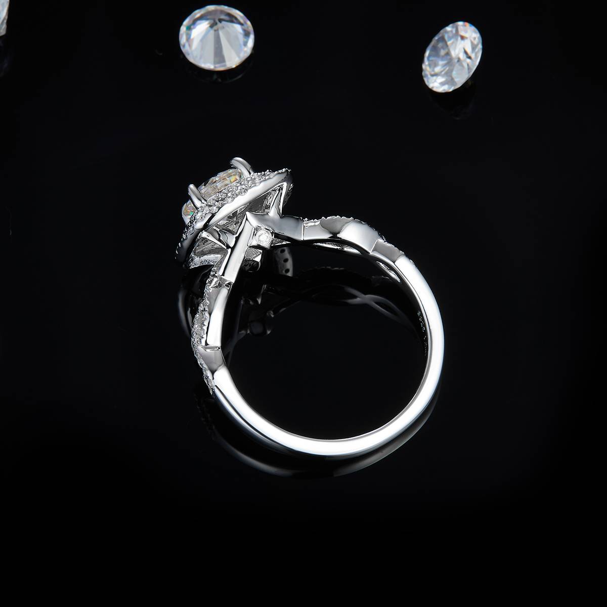 Twisted arm double-layer round bag women's ring S925 silver plated platinum customized selection Moissanite 1.0ct/Side Stone Cubic Zirconia