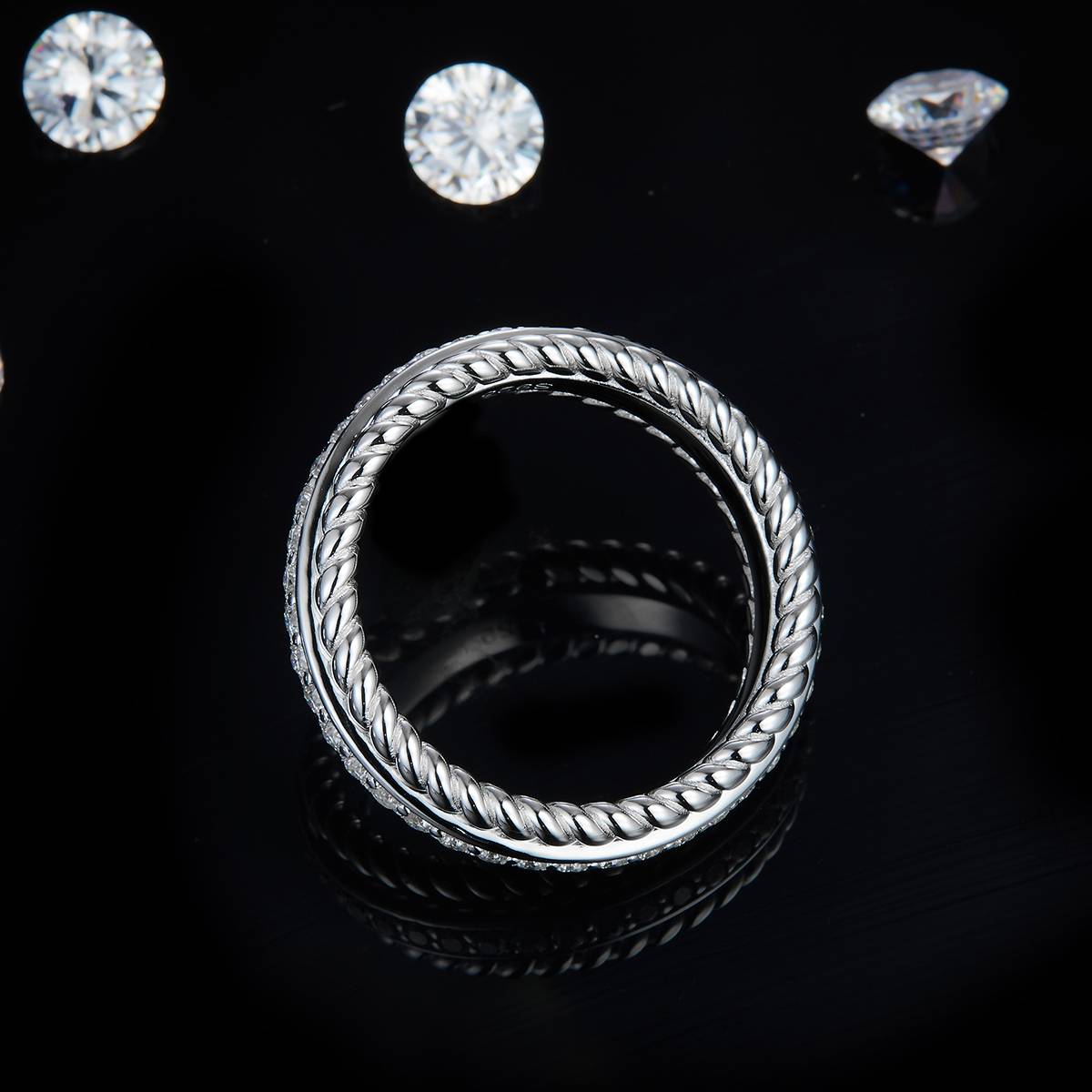 Fashion lined S925 silver plated platinum men's ring custom selection Side Stone Moissanite 0.75ct