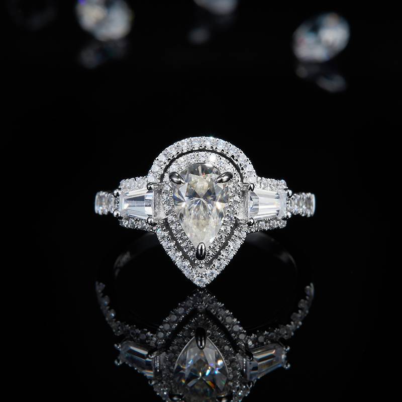 三石款梨形Women's RingS925银镀白金定制选款主石Moissanite1.0ct/副石高碳钻