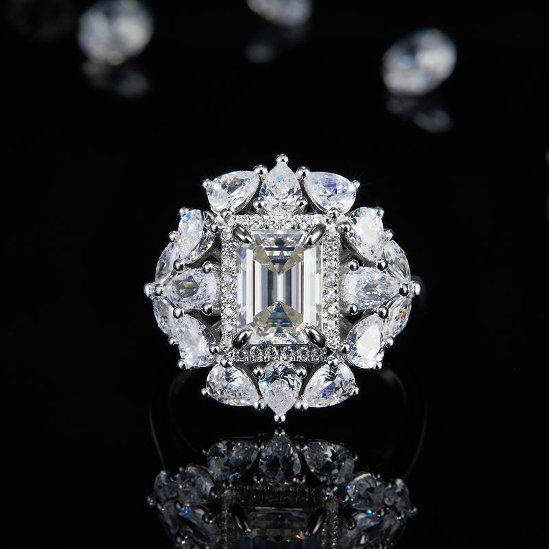 豪华款梨形小钻围镶方钻Women's RingS925银镀白金定制选款主石Moissanite1.5ct/副石高碳钻