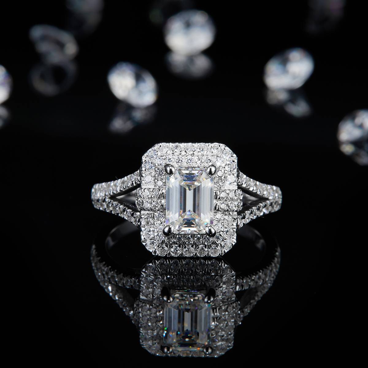 Y-shaped arm rectangular diamond women's ring S925 silver plated platinum custom selection main stone Moissanite 1.0ct/Side Stone Cubic Zirconia