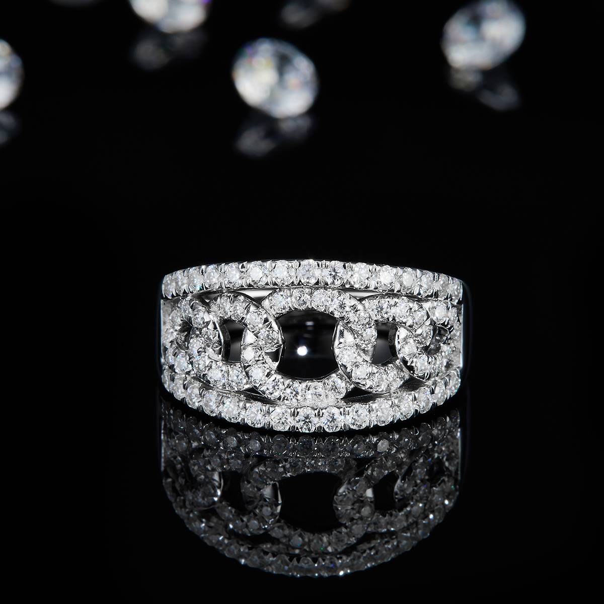 Interlocking Full Diamond Ring S925 Silver Plated Platinum Women's Ring Customized Selection Side Stone Moissanite 0.6ct