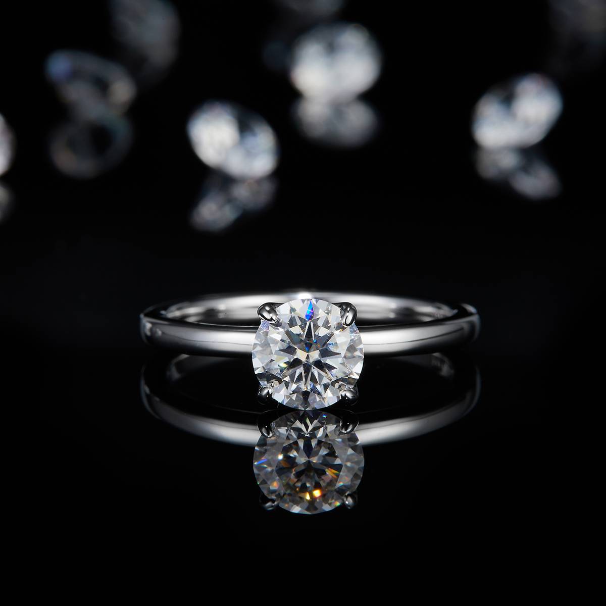 Four Claw Women's Ring S925 Silver Plated Platinum Customized Selection Main Stone Moissanite 1.0ct