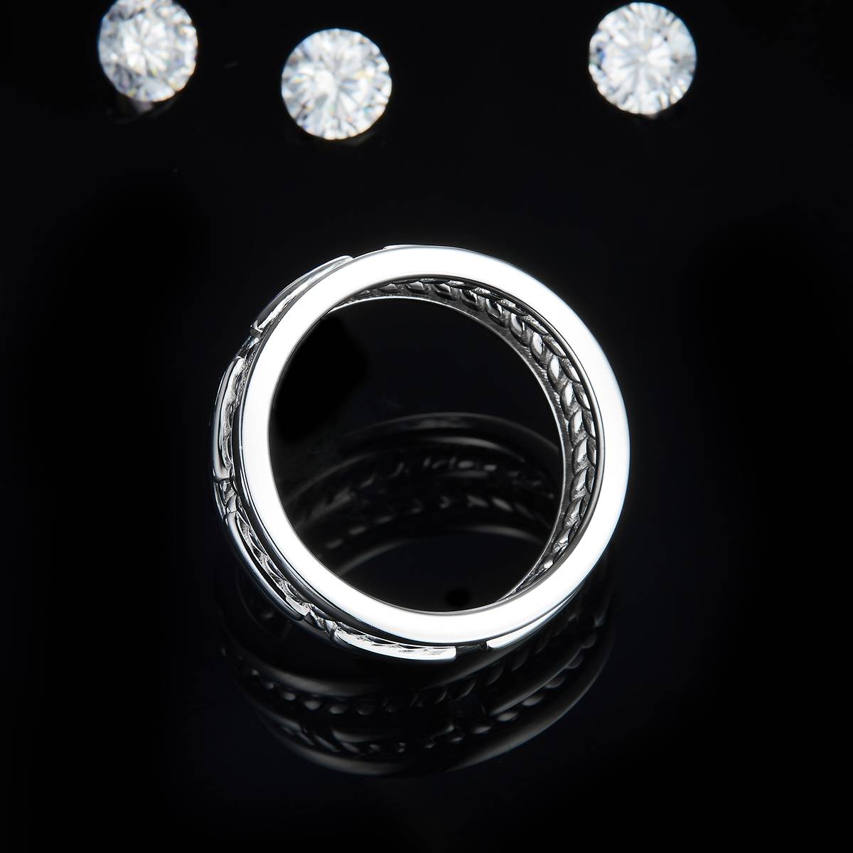 Simplified S925 Silver Plated Platinum Men's Ring Customized Selection Side Stone Moissanite 0.23ct