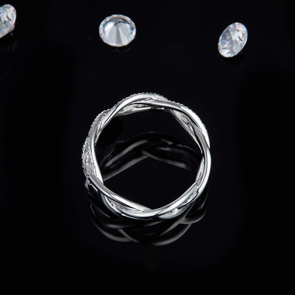 S925 Silver Plated Platinum Women's Ring Customized Selection Side Stone Moissanite 0.59ct
