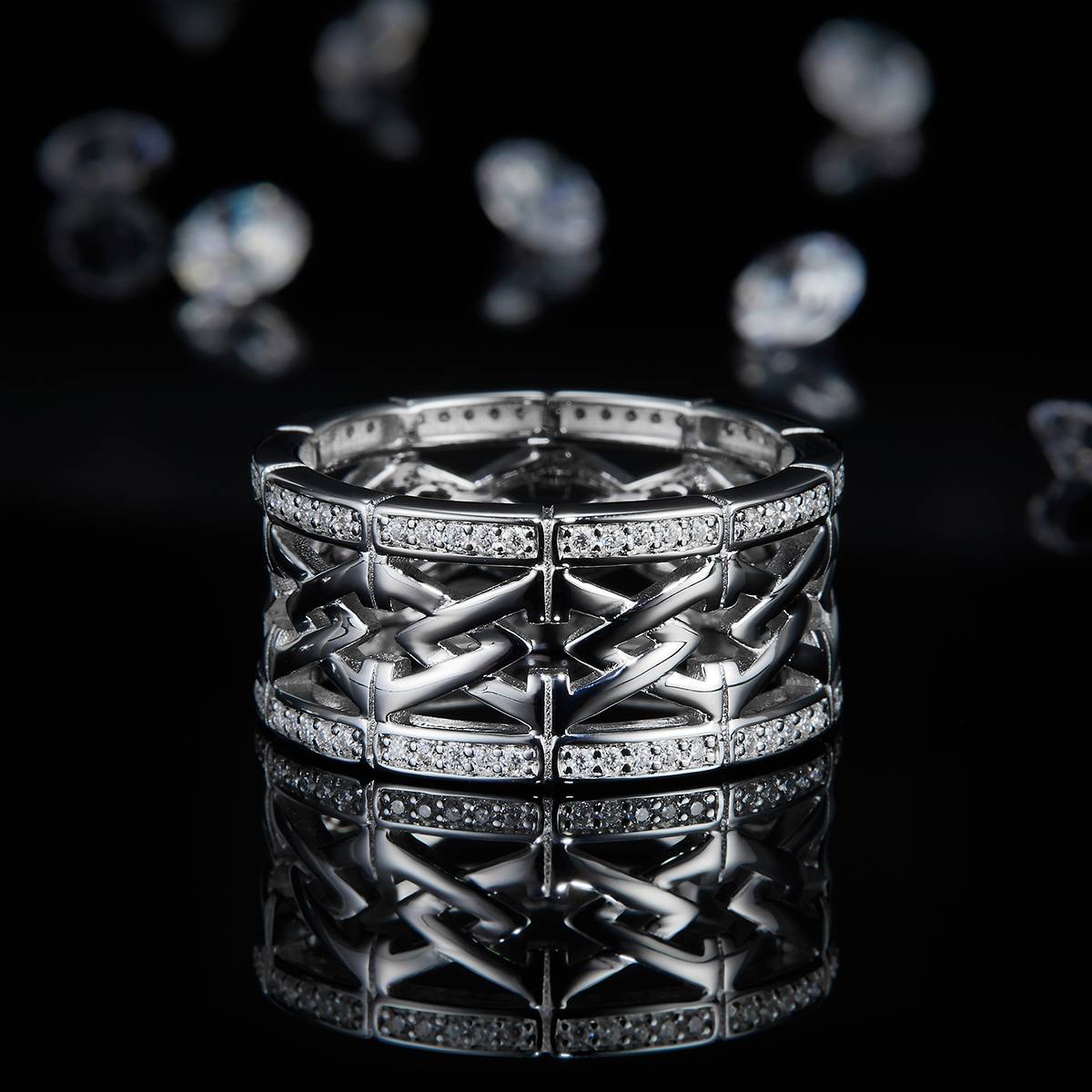 简约硬汉款排戒S925银镀白金男戒定制选款副石莫桑钻0.5ct