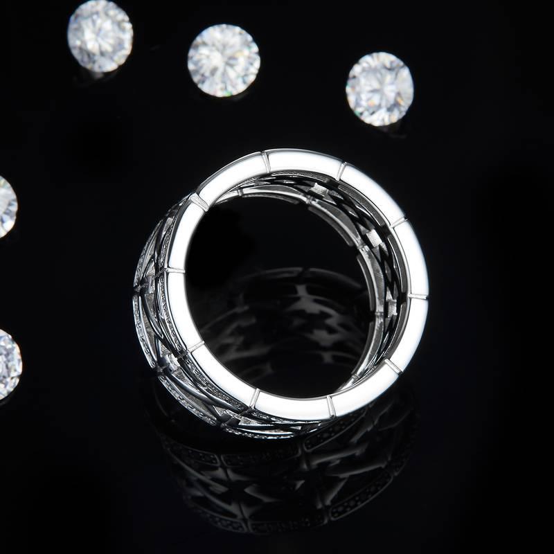 简约硬汉款排戒S925银镀白金男戒定制选款副石莫桑钻0.5ct
