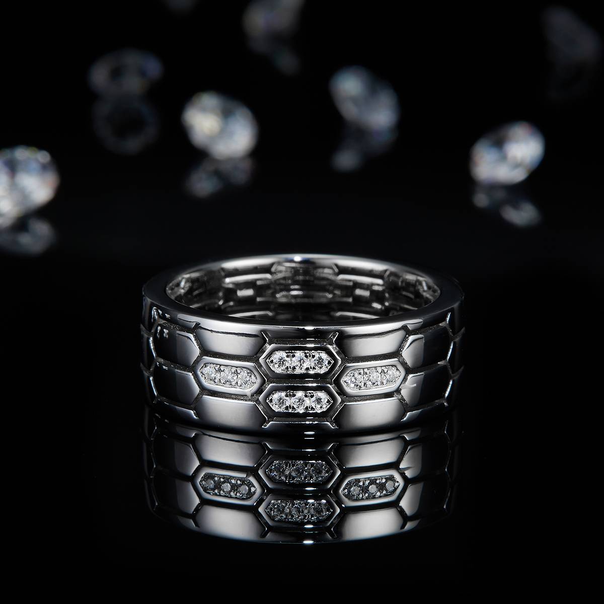 Simplified Wind Exhaust Ring S925 Silver Plated Platinum Men's Ring Customized Selection Side Stone Moissanite 0.1ct