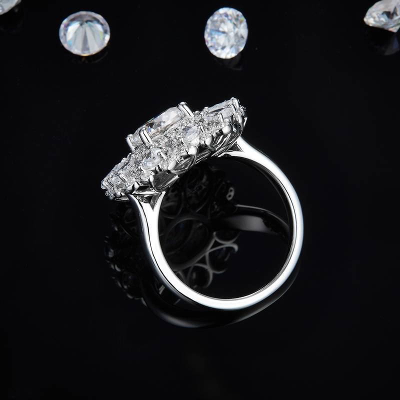 豪华款梨形小钻围镶Women's RingS925银镀白金定制选款主石Moissanite2.0ct/副石高碳钻