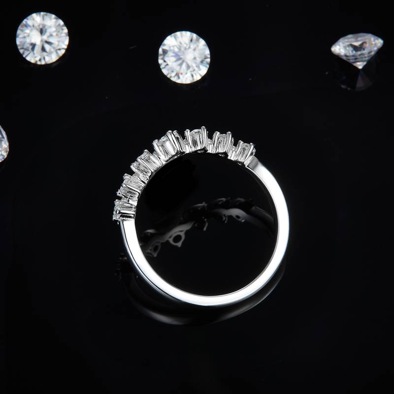 V形排戒S925银镀白金Women's Ring定制选款副石Moissanite0.8ct