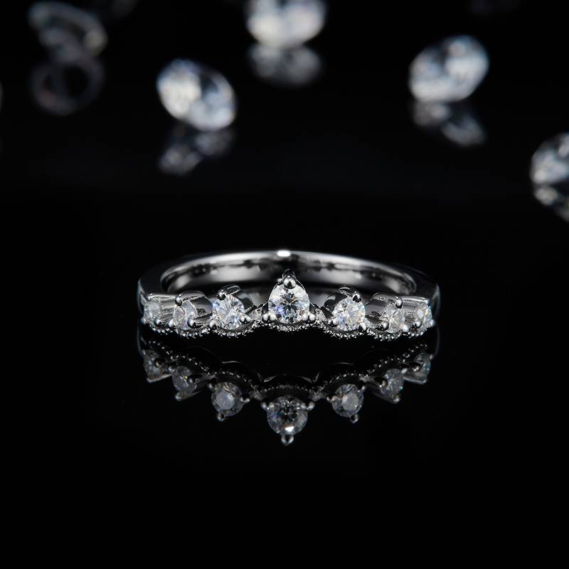 V形排戒S925银镀白金Women's Ring定制选款副石Moissanite0.8ct
