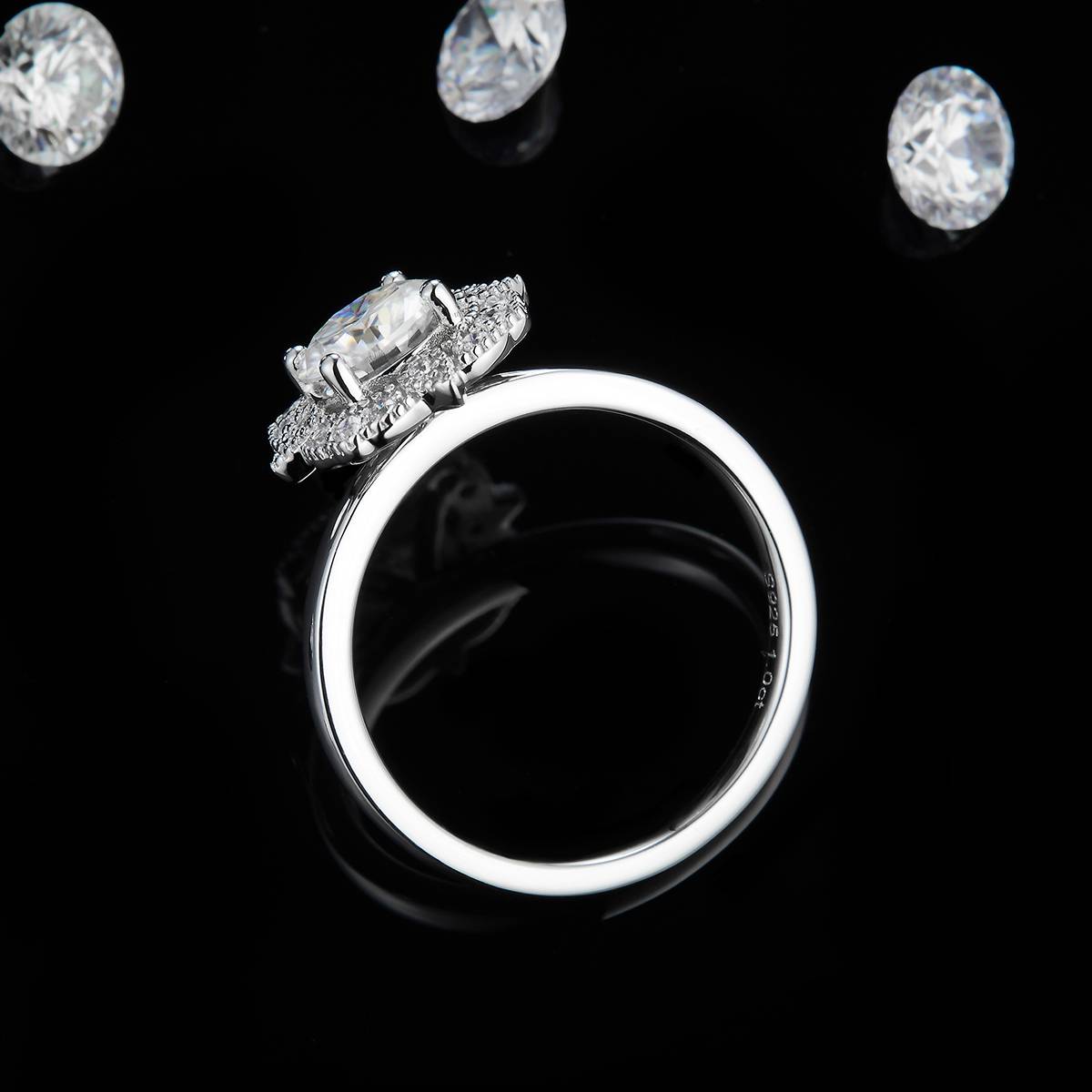 Single Head Women's Ring S925 Silver Plated Platinum Customized Selection Main Stone Moissanite 1.0ct/Side Stone Cubic Zirconia