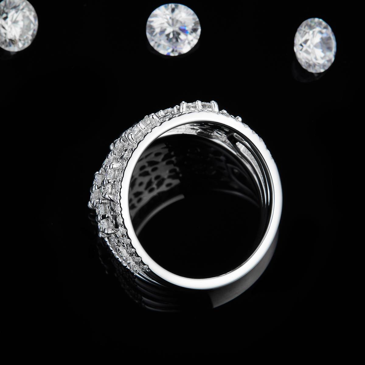 Full Diamond S925 Silver Plated Platinum Women's Ring Customized Selection Side Stone Moissanite 1.58ct