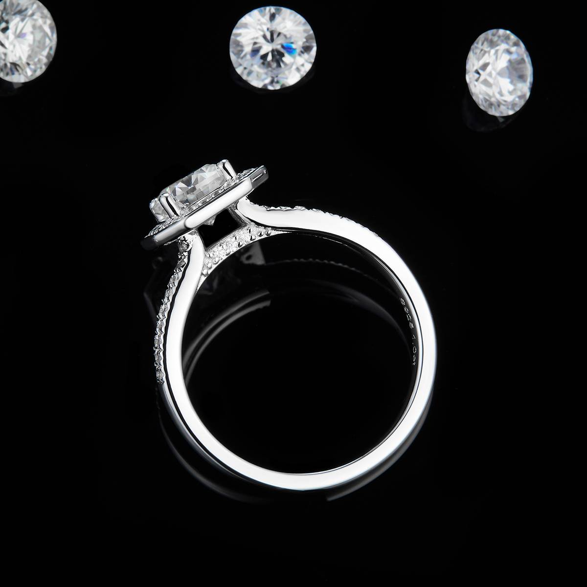 圆包女戒S925银镀白金定制选款主石莫桑钻1.0ct/副石高碳钻