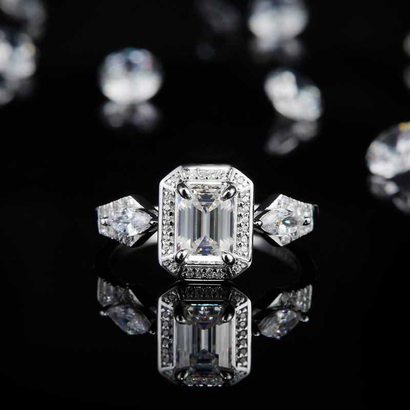 三石款长方钻Women's RingS925银镀白金定制选款主石Moissanite1.0ct/副石高碳钻