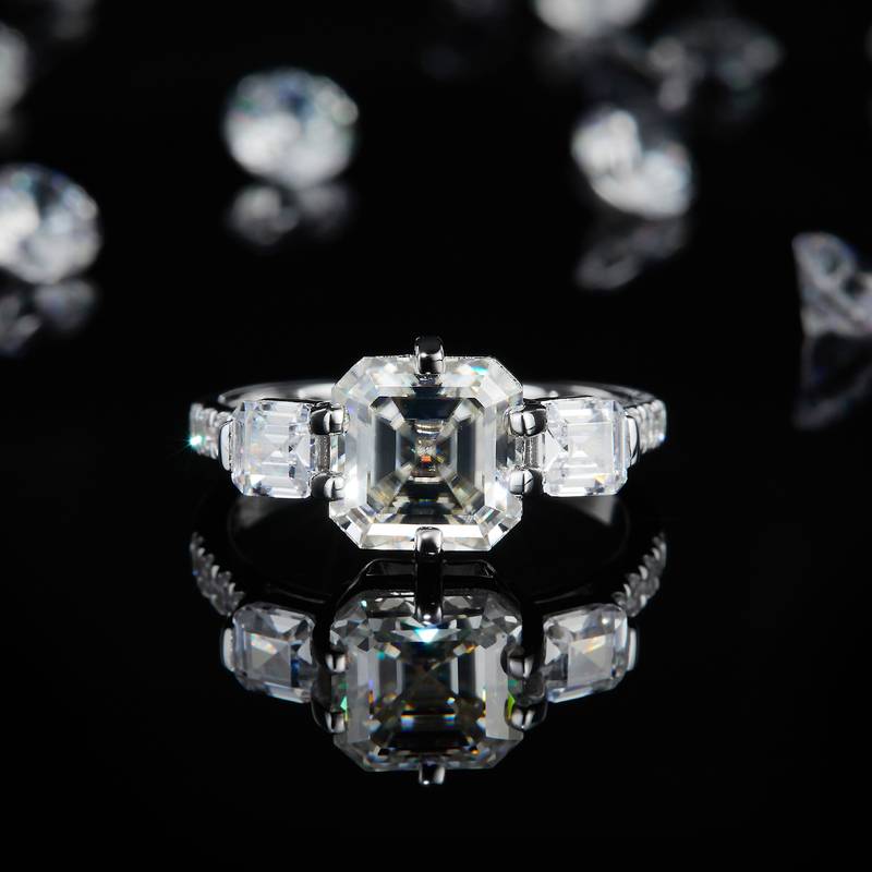 三石款方钻Women's RingS925银镀白金定制选款主石Moissanite2.5ct/副石高碳钻