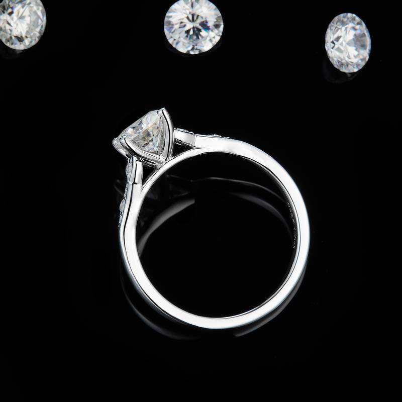 四爪Women's RingS925银镀白金定制选款主石Moissanite1.0ct/副石高碳钻