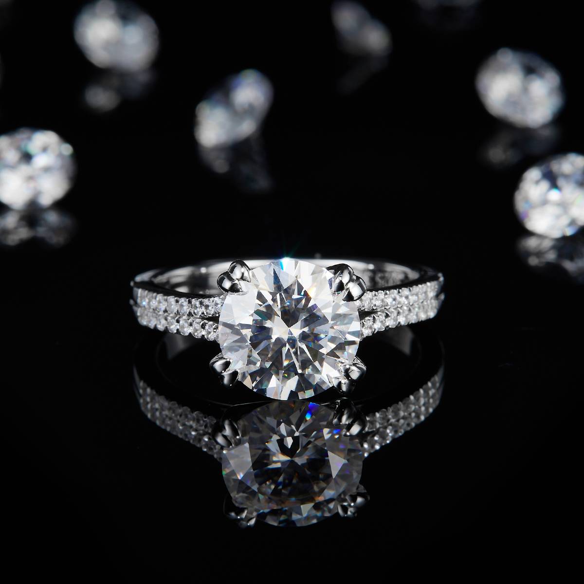 Single Head Women's Ring S925 Silver Plated Platinum Women's Ring Customized Selection Main Stone Moissanite 3.0ct/Side Stone Cubic Zirconia
