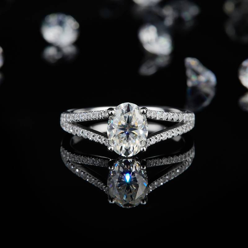 Y臂蛋形钻Women's RingS925银镀白金定制选款主石Moissanite1.5ct/副石高碳钻